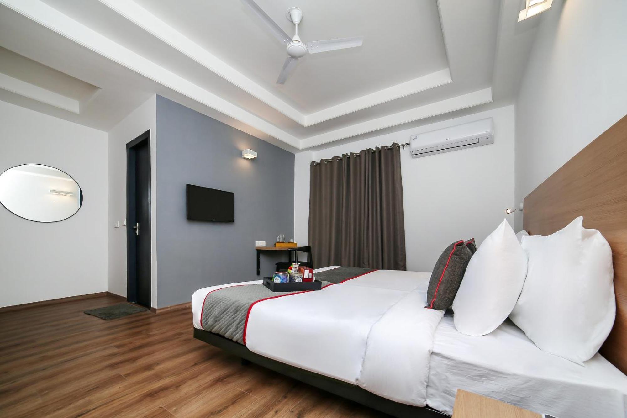 Collection O Townhouse 069 Hotel Gurgaon Eksteriør billede
