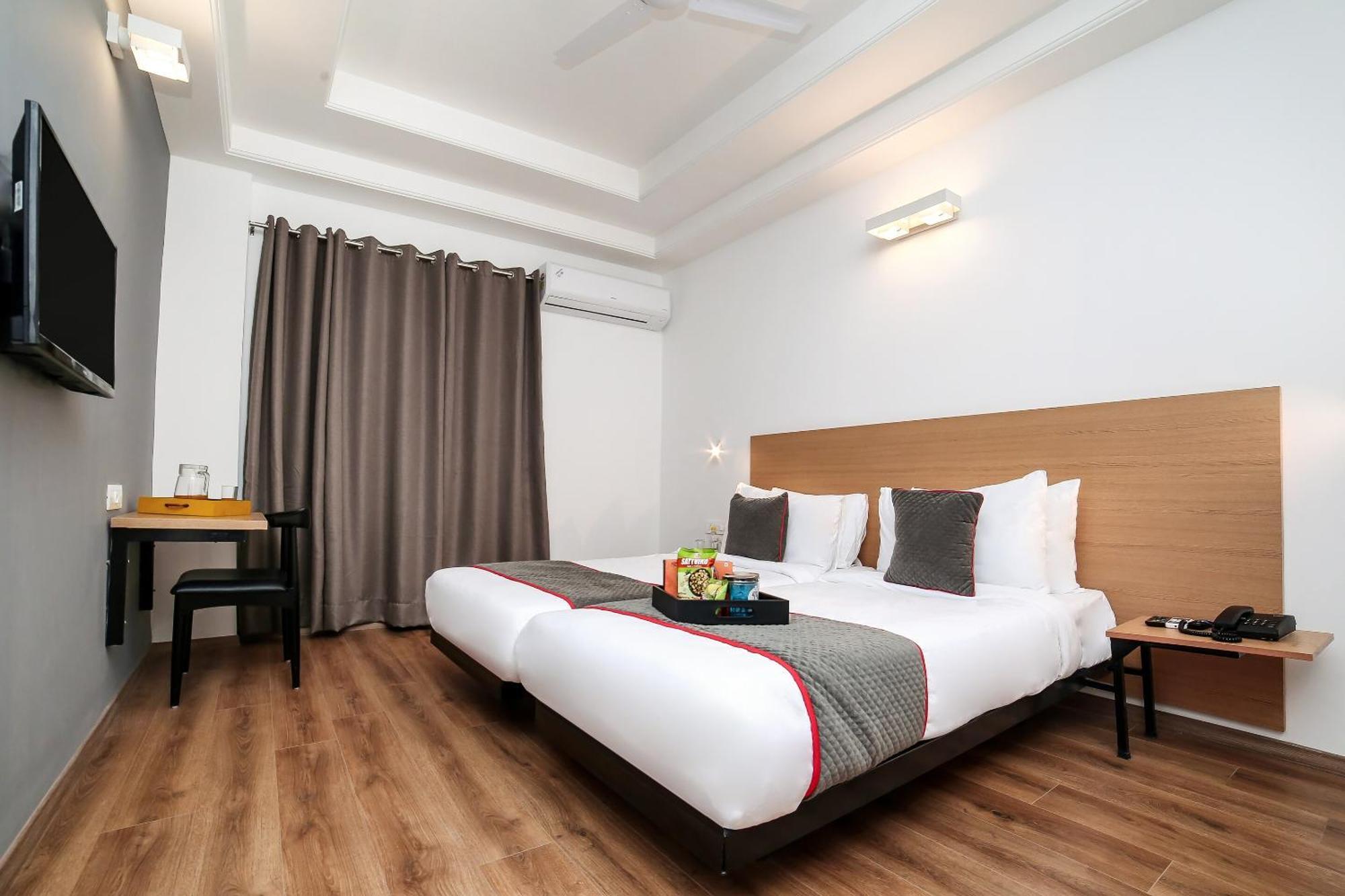 Collection O Townhouse 069 Hotel Gurgaon Eksteriør billede